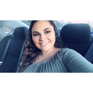 Meet your Posher, Laural